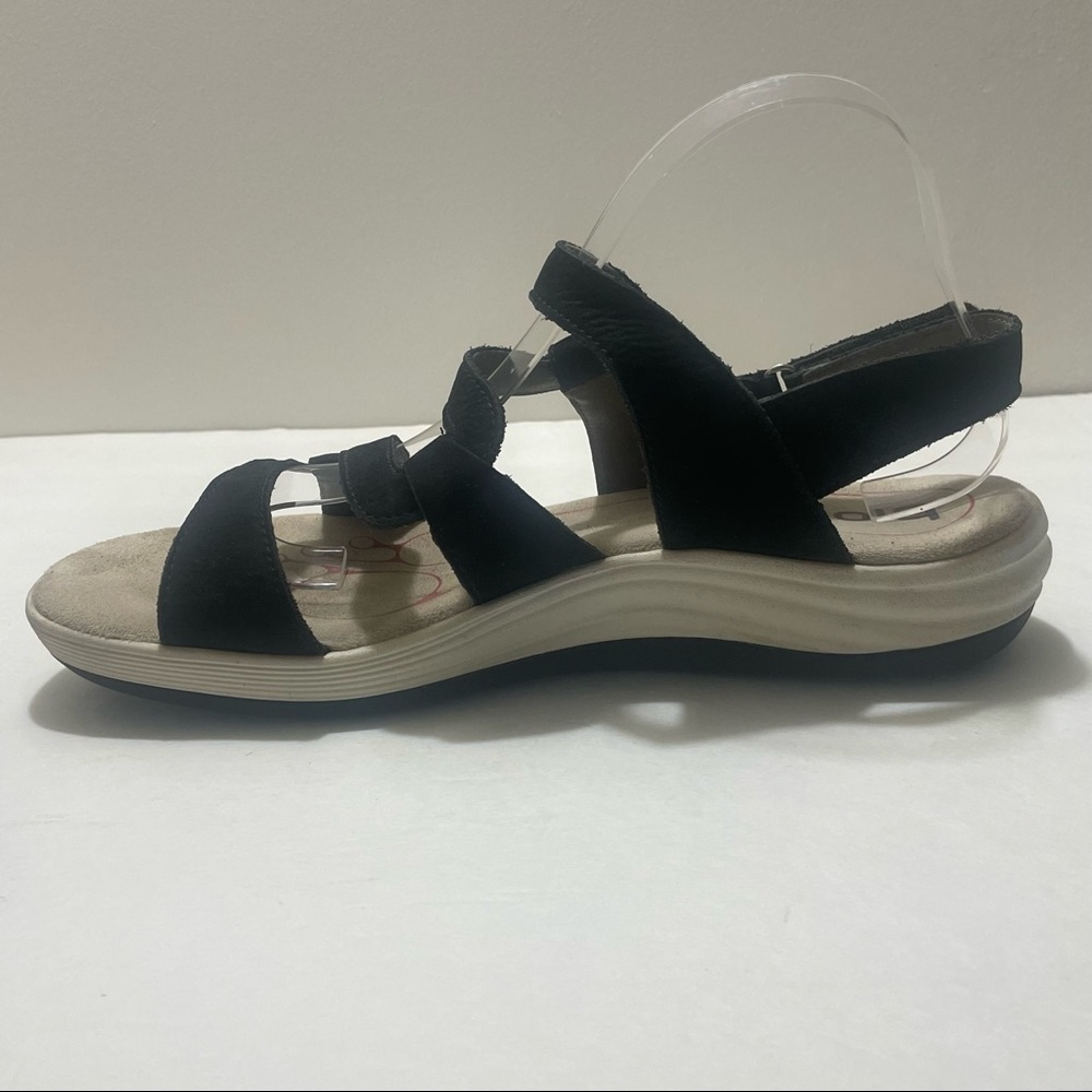 Bionica black suede flat sandals size 10 M - Picture 7 of 15